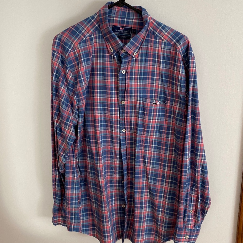 Men’s Vineyard Vine size L classic fit Tucker shirt cotton